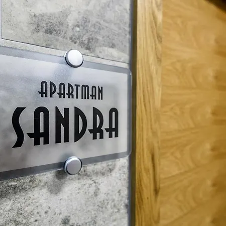 Urban With Sauna Apartman