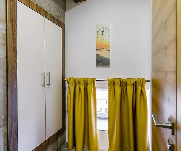 Apartmán Urban With Sauna