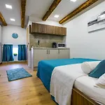 Urban With Sauna דירה