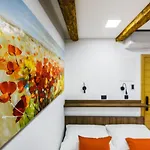 Urban With Sauna Apartament