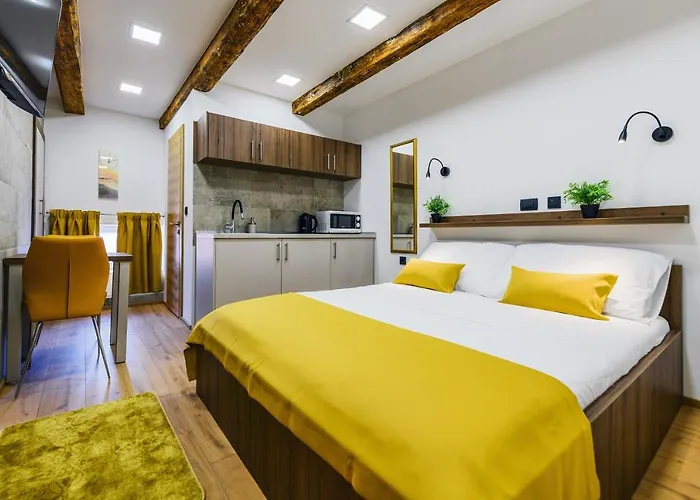 公寓 Urban With Sauna