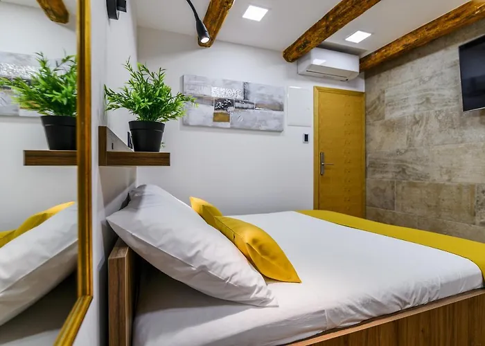Urban With Sauna 扎达尔